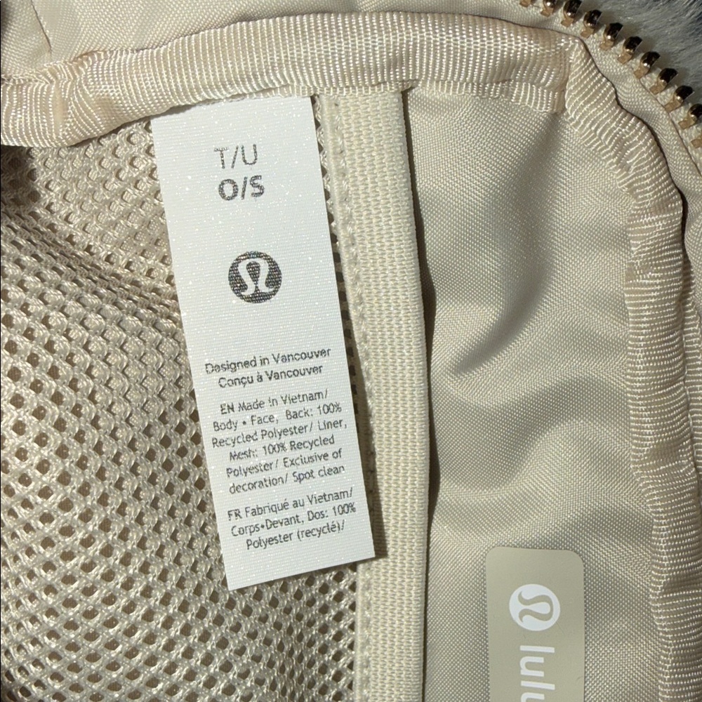🆕 LULULEMON Everywhere Belt Bag Plush Fleece *Rhinestone Logo! NEW Ivory/Gold - Picture 13 of 17